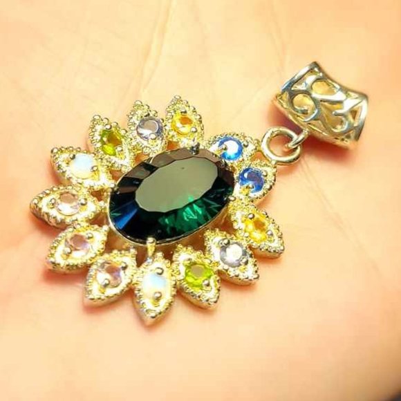 Sterling Silver Multi Gem Pendant with Big Dark Green Center - Picture 5 of 8